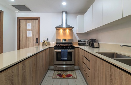 Punta Cana Village Apartamento | Apartment steps from the beach and overlooking the pool