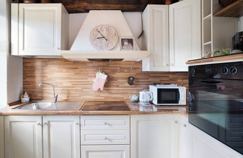 Testico Apartamento | Apartamento 'Sweet Caselle 2' con vistas a la montaña, terraza privada y Wi-Fi