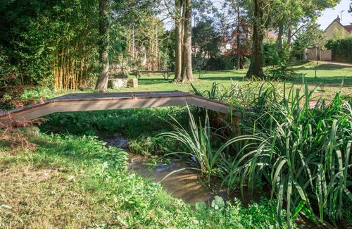 Pougny Apartamento | Apartment-Villa , Appartement- Villa avec jardin privé