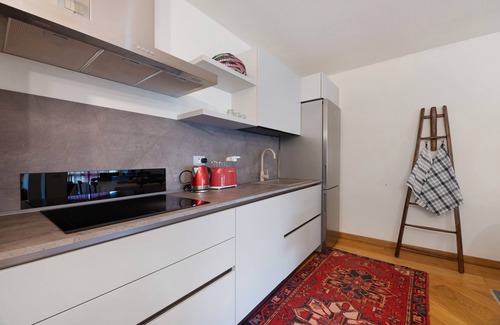 Alta Valle Intelvi Apartamento | Apartamento 'Villa Alessandra' con vistas al lago de Lugano, terraza y Wi-Fi