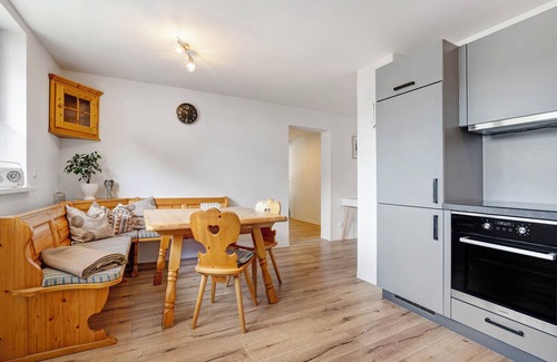 Burkau Apartamento | Apartamento 'Willkommen Im Ferienhaus Europahof' con jardín, balcón y Wi-Fi