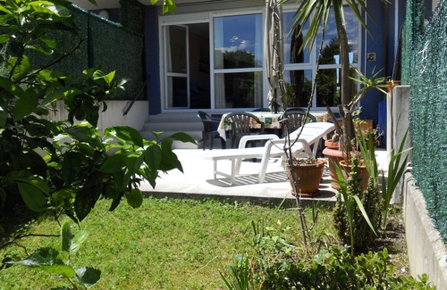 Castro Urdiales Apartamento | Apartment with GARDEN, near BILBAO, BEACH, SWIMMING POOL, GARAGE, PET