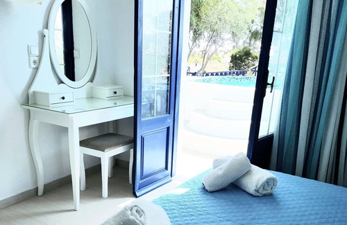 Perivolos Apartamento | Apartamento con piscina profunda privada