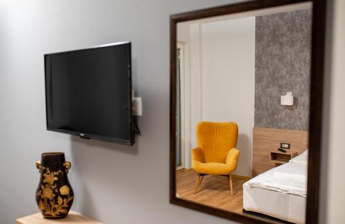 Pestani Hotel | Apartments Bashoski
