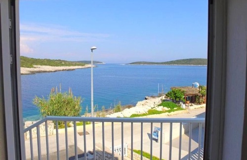 Rukavac Apartamento | Apartamentos Davor, (15445), Rukavac, isla de Vis, Croacia