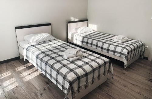 Mukachevo Apartamento | Apartments Domovik Трьохкімнатна квартира , Миру 11 с кв 19