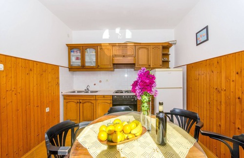 Drvenik Apartamento | Apartments Moloco (79241-A2) - Drvenik