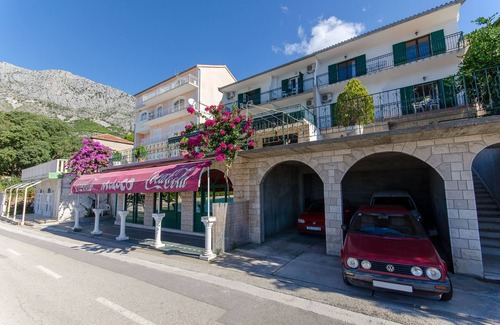 Drvenik Apartamento | Apartments Moloco (79241-A2) - Drvenik