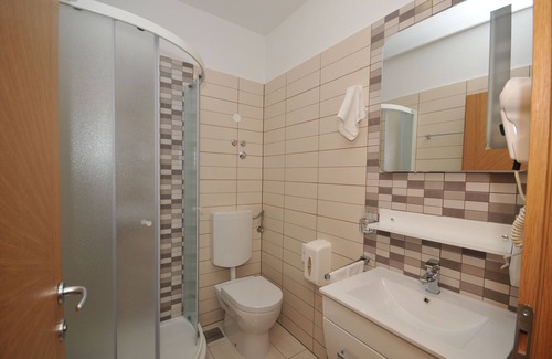 Trogir Hotel | Apartments & Rooms Villa Maslina