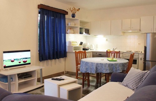 Supetar Apartamento | Apartments Sweet Life - One-Bedroom Apartment with Terrace (Nina) (ST)