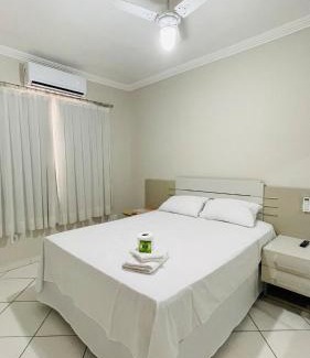 Santos Dumont Apartamento | Ape com Horta, Cama Casal Queen, SmartTV, Ar, WiFi e Vaga na garagem