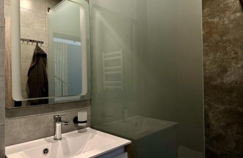 Yablunytsya Chalet De Esquí | Apex Panorama Hotel by YOLO