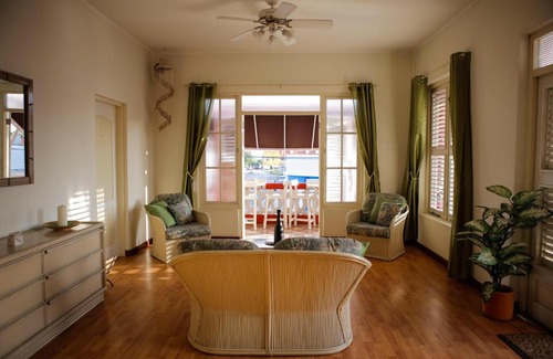 Colon Casa | Apolonia Boutique Hotel Curaçao