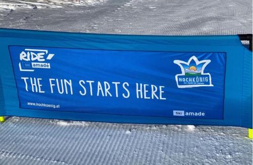 Maria Alm am Steinernen Meer Apartamento | Appartement mit Balkon und Hallenbad