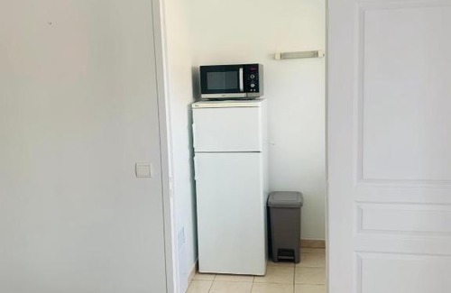 Melun Apartamento | Appart 1 salon 1 chambre immeuble très calme