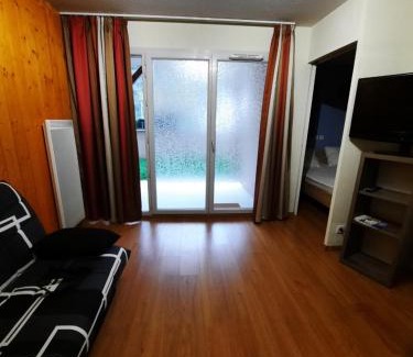 Luz-Saint-Sauveur Apartamento | appart 4 pers ,petite terrasse, jardinet
