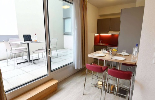 Bassins a Flot Casa | Appart Hôtel Mer & Golf City Bordeaux - Bassins à Flot