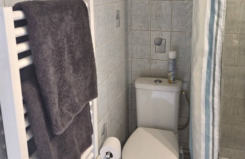 Evreux Apartamento | Appart Jules Janin Plein Centre Ville, Wifi Gratuit, Proche Commodités