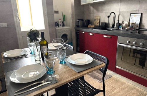 Cinecitta Apartamento | Appartamento agli Acquedotti, with private garden