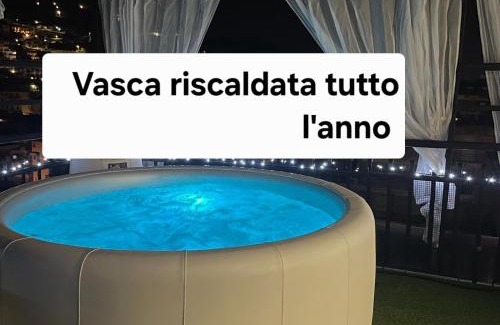 Rezza Apartamento | Appartamento Rapallo Sky Garden Maria Jose Liguria - Attico vista mare - Terraces - 2 bagni- 2 Camera da Letto - Box, Wi-fi, Idromassaggio Free inteiro Attico per Voi, con Ascensore