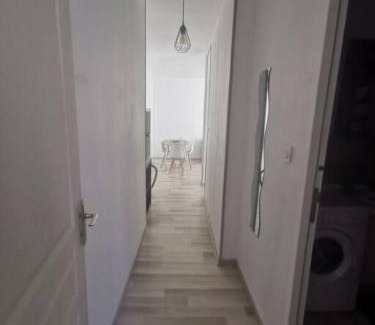 Saint-Bonnet-le-Chateau Apartamento | Appartement