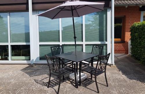 Neuensien Apartamento | Appartement 6 im Fischerhaus mit Terrasse