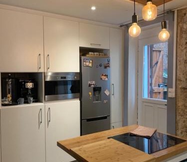 Salies-de-Bearn Apartamento | Appartement authentique et chaleureux au cœur de Salies-de-Béarn, dans le quartier historique avec commerces et restaurants au pied, à deux pas des thermes