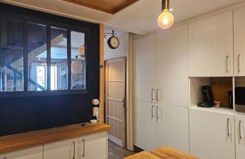 Salies-de-Bearn Apartamento | Appartement authentique et chaleureux au cœur de Salies-de-Béarn, dans le quartier historique avec commerces et restaurants au pied, à deux pas des thermes