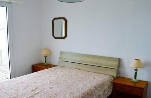 Tregastel Apartamento | Appartement avec accès direct plage, WiFi, animaux acceptés et parking privé à Trégastel - FR-1-542-5