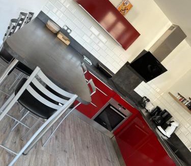 Saint-Antheme Apartamento | Appartement balcon