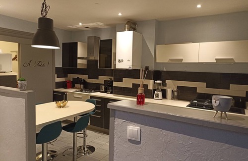 Le Coteau Apartamento | Appartement Cosy Situé Dans la Loire, à 1H de Lyon, Clermont-ferrand et Vichy