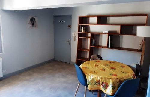 Figeac Apartamento | Appartement de 2 chambres a Figeac