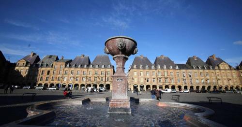 Charleville-Mezieres Apartamento | Appartement Duplex 2 chambres avec terrasse en hyper centre