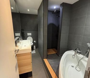 Huy Apartamento | Appartement spacieux centre Huy