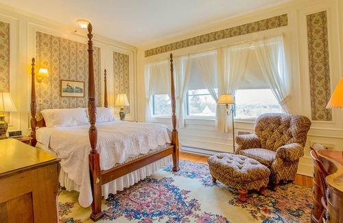 Lenox Hotel | Apple Tree Inn