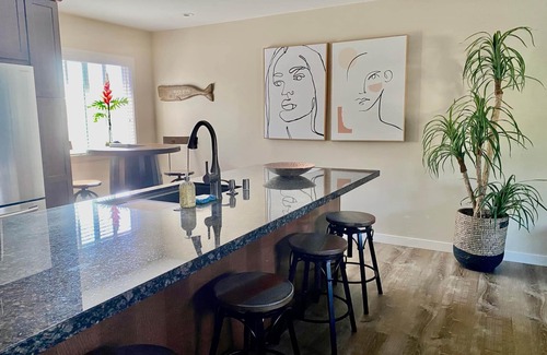 Carpinteria Apartamento | Apt 9: Beautiful apartment for families near a beach.