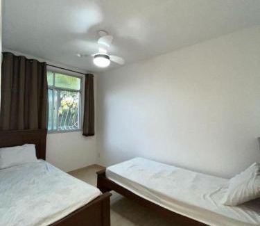 Conjunto Jacaraipe Apartamento | Apto 2Q perto da praia!