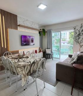 Piratuba Apartamento | Apto Alamanda - 2 Quartos - Apto aconchegante, confortável e de frente para avenida principal!