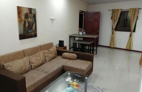 Santa Lucia Apartamento | Aptos Casa Caribe, habitaciones privadas en aptos compartidos & aptos completos con auto entrada