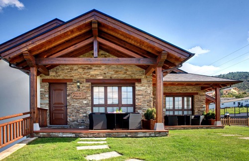 Valdés Cabaña | Aptos. rurales La Torre "Casa Torre de Gloria" Entre Luarca y Cudillero