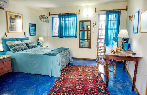 Barrio de Santiago Apartamento | Aqua by Majikal B&B