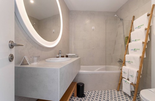 Porto Moniz Hotel | Aqua Natura Bay