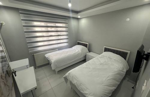 Batman Complejo | Aram Apart Otel