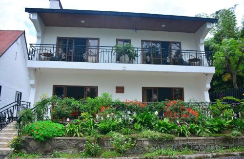 Gisenyi Hotel | ARAUCARIA RESIDENCE