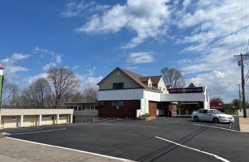 North Weymouth Hotel | Arbor Inn Motor Lodge - Weymouth