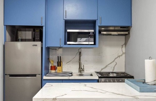 South Central Houston Casa | Arbor Villas I Sleeps 22 I Central HTX I Parking