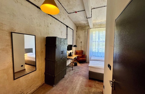 Uniescie Hotel | ARCHE Fabryka Samolotów w Mielnie