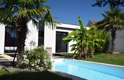 La Bernerie-en-Retz Casa | Architect-designed villa - Beach - 5mn from center of Pornic - Heated pool