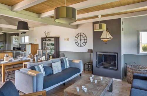 Saint-Cast-le-Guildo Villa | Gran casa de arquitecto con piscina cubierta climatizada.