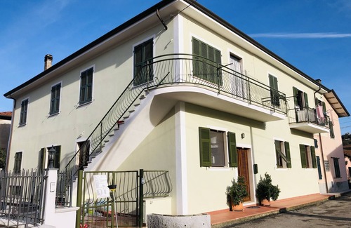 Arcola Casa | Arcola, 5 terre, Lerici, Bocca di Magra, Fiascherino, a pocos minutos de distancia CASA MARINA